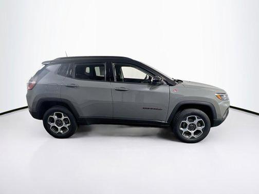 Sting-Gray Clearcoat 2022 Jeep Compass Trailhawk