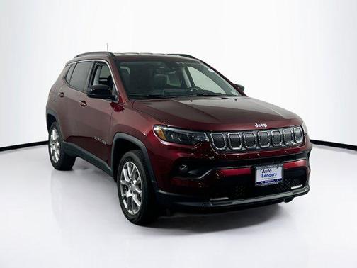 2022 Jeep Compass Latitude Lux