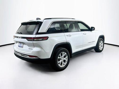 Bright White Clearcoat 2023 Jeep Grand Cherokee Limited