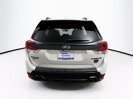 Crystal White Pearl 2022 Subaru Forester Wilderness