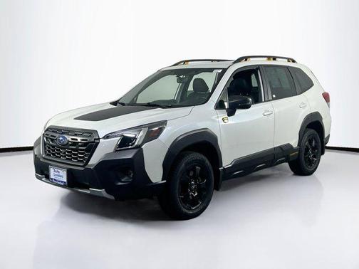 Crystal White Pearl 2022 Subaru Forester Wilderness