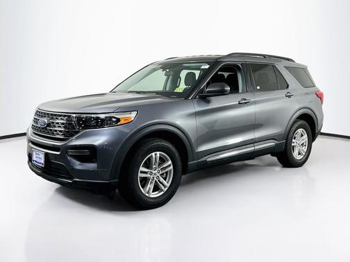 Carbonized Gray Metallic 2021 Ford Explorer XLT