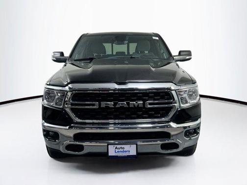 Diamond Black Crystal Pearlcoat 2022 RAM 1500 Big Horn/Lone Star