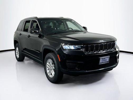 2022 Jeep Grand Cherokee Laredo