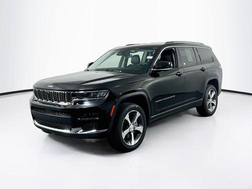 Diamond Black Crystal Pearlcoat 2023 Jeep Grand Cherokee L Limited