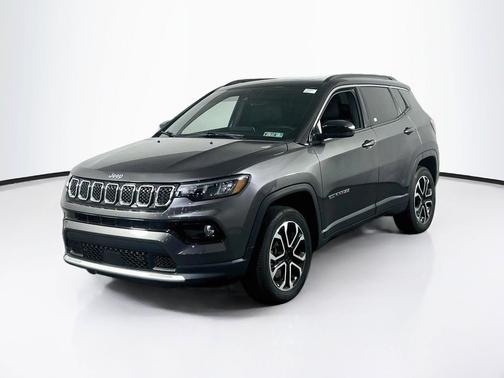 Granite Crystal Metallic Clearcoat 2023 Jeep Compass Limited