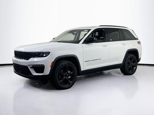 Bright White Clearcoat 2023 Jeep Grand Cherokee Limited