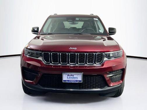 Velvet Red Pearlcoat 2023 Jeep Grand Cherokee Laredo