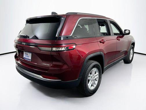 Velvet Red Pearlcoat 2023 Jeep Grand Cherokee Laredo