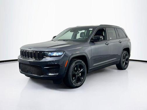2022 Jeep Grand Cherokee Altitude