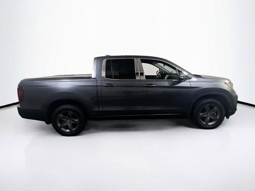 Modern Steel Metallic 2023 Honda Ridgeline RTL