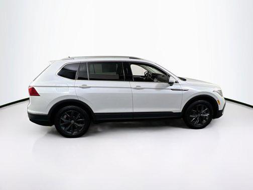 2023 Volkswagen Tiguan 2.0T SE 4MOTION