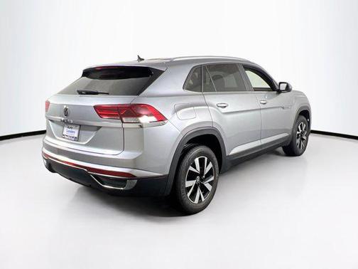2022 Volkswagen Atlas Cross Sport 2.0T SE