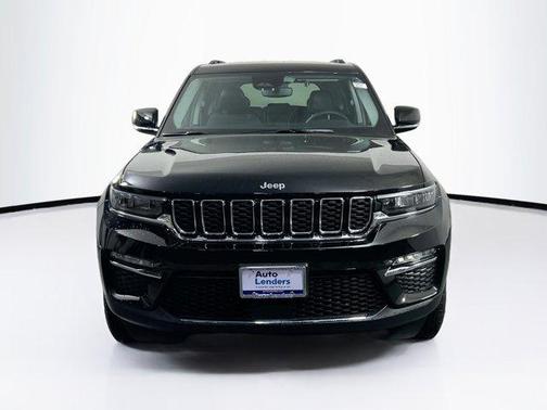 Diamond Black Crystal Pearlcoat 2023 Jeep Grand Cherokee Limited