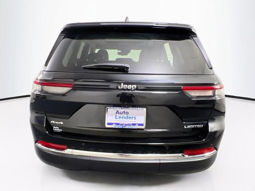 Diamond Black Crystal Pearlcoat 2023 Jeep Grand Cherokee Limited