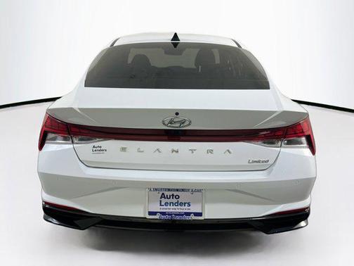2021 Hyundai ELANTRA Limited
