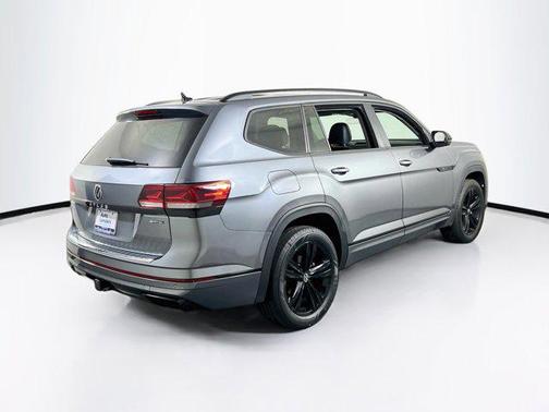 Platinum Gray Metallic 2023 Volkswagen Atlas 3.6L SEL
