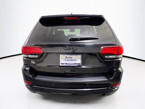 2022 Jeep Grand Cherokee Laredo