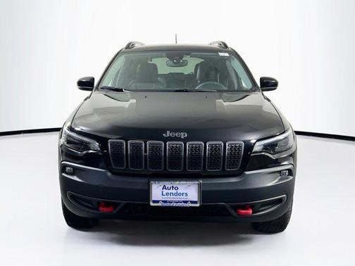 Diamond Black Crystal Pearlcoat 2022 Jeep Cherokee Trailhawk