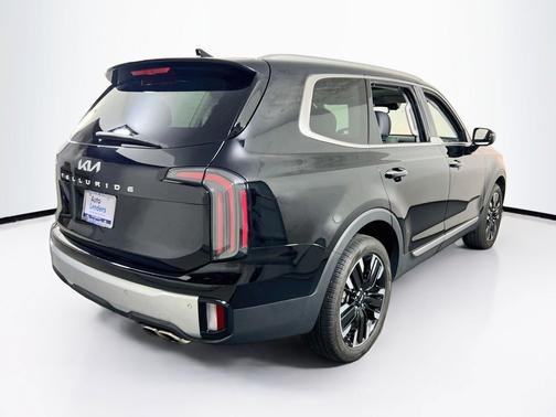 Ebony Black 2024 Kia Telluride SX