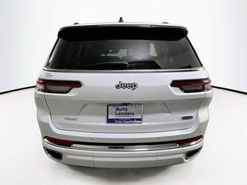 Bright White Clearcoat 2023 Jeep Grand Cherokee L Overland