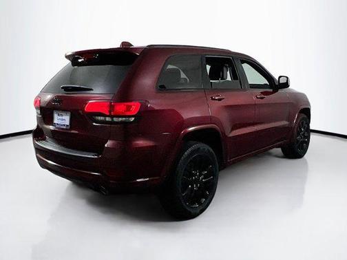 2022 Jeep Grand Cherokee Laredo