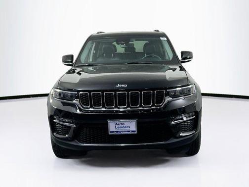 Diamond Black Crystal Pearlcoat 2023 Jeep Grand Cherokee Limited