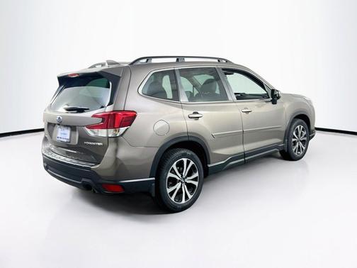 Brilliant Bronze Metallic 2023 Subaru Forester Limited