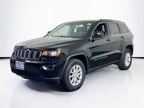 2022 Jeep Grand Cherokee Laredo