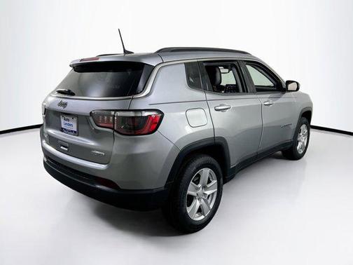 Billet Silver Metallic Clearcoat 2022 Jeep Compass Latitude