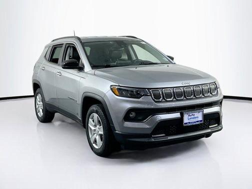 Billet Silver Metallic Clearcoat 2022 Jeep Compass Latitude