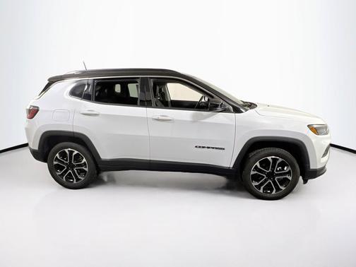 Bright White Clearcoat 2022 Jeep Compass Limited