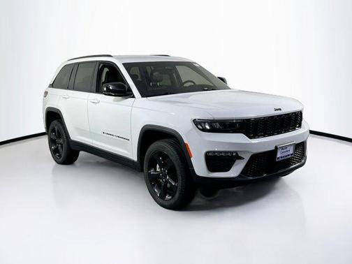 Bright White Clearcoat 2023 Jeep Grand Cherokee Limited