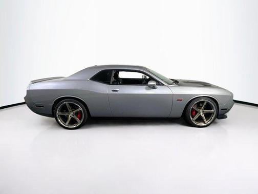 2014 Dodge Challenger SRT8