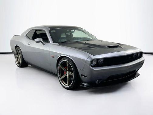 2014 Dodge Challenger SRT8