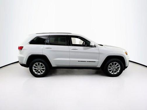 2022 Jeep Grand Cherokee Laredo