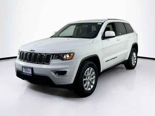 2022 Jeep Grand Cherokee Laredo