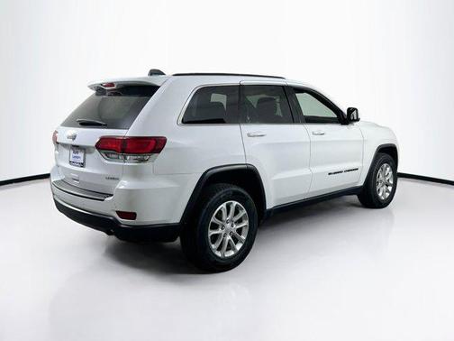 2022 Jeep Grand Cherokee Laredo