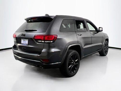 2021 Jeep Grand Cherokee Laredo
