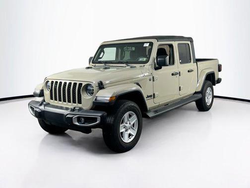 2022 Jeep Gladiator Sport S