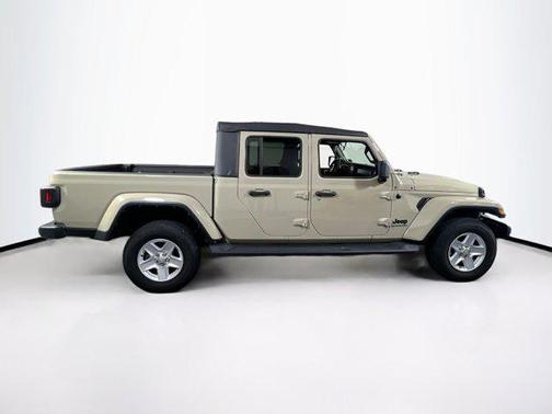2022 Jeep Gladiator Sport S