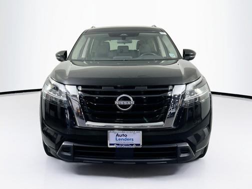 Super Black 2022 Nissan Pathfinder SV 4WD
