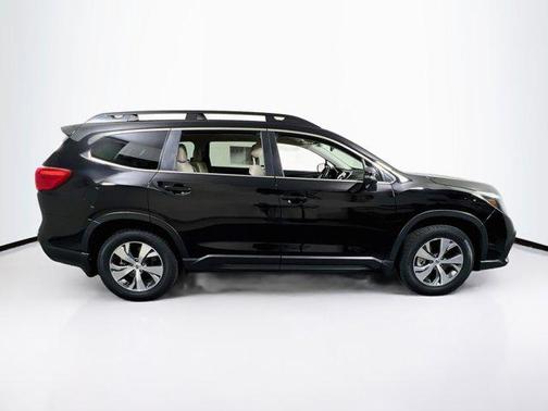 Crystal Black Silica 2023 Subaru Ascent Premium 7-Passenger