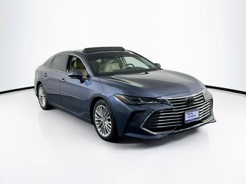 Harbor Gray Metallic 2019 Toyota Avalon Limited
