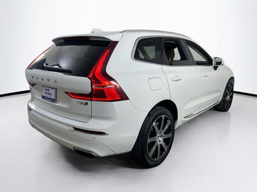 Ice White 2020 Volvo XC60 T5 Inscription