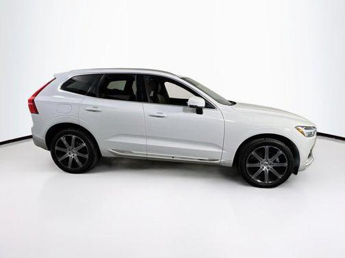 Ice White 2020 Volvo XC60 T5 Inscription