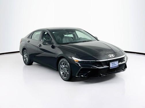 Abyss Black 2024 Hyundai ELANTRA SEL