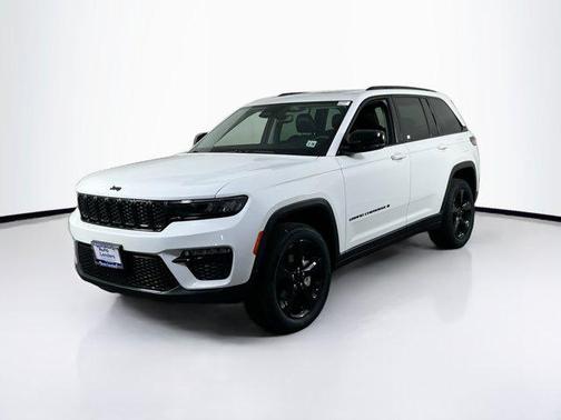 Bright White Clearcoat 2023 Jeep Grand Cherokee Limited
