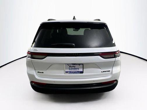 Bright White Clearcoat 2023 Jeep Grand Cherokee Limited