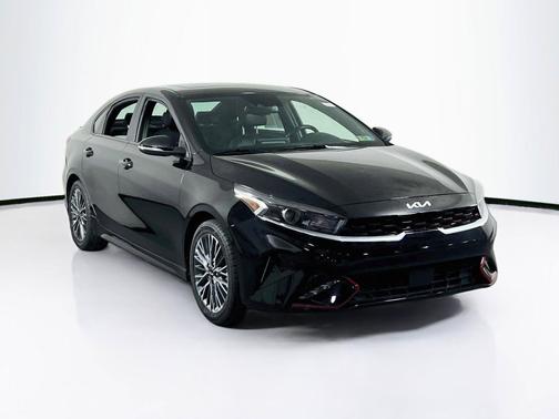 Aurora Black 2023 Kia Forte GT-Line